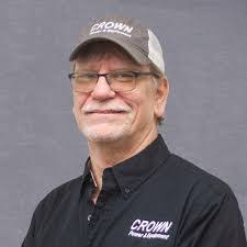 Roger Eckhoff's Instagram, Twitter & Facebook