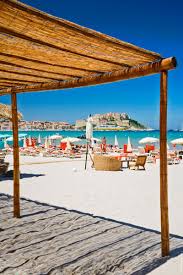 Week End En Region Corse Reservez Votre Sejour Sur Oui Sncf Corse Lieux De Villegiatures Plage Paradisiaque