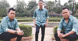 Dang hasuhatanko bagasni holong na di bagas rohakki. Chord Gitar Daerah Tapanuli
