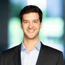 Jared Everitt's Instagram, Twitter & Facebook