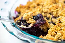 Ridiculously Easy Blueberry Crumble Recipe In 2020 Easy Blueberry Crumble Blueberry Crumble Easy Blueberry