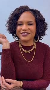 Vem aí aquela energia que só @joycealanee sabe trazer! 🌟✨ Estamos chamando  vocês para viver o Festival Palco Brasil, de 20 a 30 de novembro, no Teatro  Nelson Rodrigues