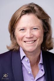 Kathryn Hamm's Instagram, Twitter & Facebook