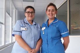 With pulse uniform, you get our promise of excellent service and assured quality. London Hospital Sends Nurses To Africa On Ebola Aid Mission London Evening Standard Evening Standard
