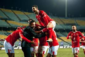 كل اللي محتاج تعمله انك تشتري كل إحتياجاتك بكريدت كارد البنك. Ø§Ù„Ø£Ù‡Ù„ÙŠ Ø§Ù„Ù…ØµØ±ÙŠ ÙŠÙ†Ø§ÙØ³ Ø¹Ù…Ø§Ù„Ù‚Ø© Ø§Ù„Ø¹Ø§Ù„Ù… Ø¹Ù„Ù‰ Ù„Ù‚Ø¨ Ù†Ø§Ø¯ÙŠ Ø§Ù„Ù‚Ø±Ù† Ø§Ù„Ø­Ø§Ù„ÙŠ ÙÙŠ Ø¬ÙˆØ§Ø¦Ø² Ø¬Ù„ÙˆØ¨ Ø³ÙˆÙƒØ± ØµØ­ÙŠÙØ© Ø§Ù„ÙˆØ·Ù†