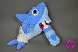 So he get's the pouch, but he's agreed to share the pattern! Ravelry Baby Shark Amigurumi Pattern By Ami Little Creature