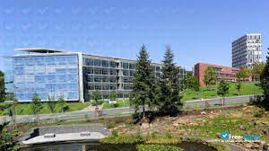 Saarland), — земля германии, граничащая с францией и люксембургом, названная по реке саар. University Of Saarland Free Apply Com