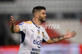 Luego defendió los colores de atlético de rafaela, tokushima vortis (japón), fc anyang (corea del sur), sv horn (austria), fagiano okayama (japón), sportivo luqueño (paraguay), sarmiento de. Nicolas Orsini La Apuesta De Sarmiento Para La Delantera La Verdad Online De Junin Buenos Aires Argentina