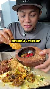 Kemeriahan Makanan Kampung Nasi Ulam Cikgu di Kota Bharu