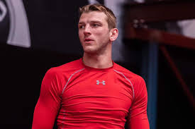 Ufc lightweight dan hooker returns to submission radio and reflects on his exciting fight against dustin poirier at ufc on espn How Established Ufc Star Dan Hooker Ended Up Trying Out For Tiger Muay Thai Asian Mma