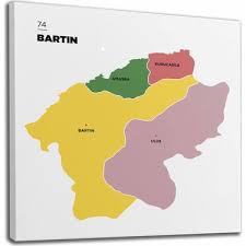 Büyük şehirlere yakın mesafede bulunması sayesinde de kısa sürede tatil merkezine ulaşmak isteyenler için oldukça uygun bir seçenek haline geliyor. Haritasepeti Bartin Ili Ve Ilceler Haritasi Dekoratif Kanvas Fiyati