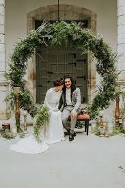 Inspiration Fur Angesagte Blumen Und Blatterkranze Auf Ihrer Hochzeit Diy Wedding Wreath Wedding Decorations Wedding Wreaths