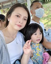 Annie Peng (@tutuma0523) • Instagram photos and videos