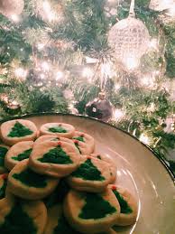 I didn't bother making sure i was on the right layer lol almost all of them have frosting or cookie dough marks except for wendy oh and larry's supposed to. Pin By ï½ï½„ï½'ï½‰ï½ï½Žï½ On Winter Christmas Aesthetic Fun Christmas Decorations Christmas Sweet Treats