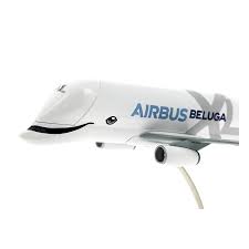 Yolcu uçağı denilince ilk akla gelen firmalardan birisi olan airbus'ın, uzun bir süredir üzerinde çalıştığı beluga xl gökyüzü ile buluştu. Beluga Xl Modell 1 400 Fanshop Werksfuehrung De