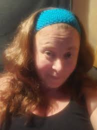 What headbands do girls use for soccer games?