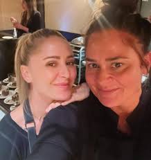 Hello everyone from our Brooke Williamson with her friends 😊💕  #Brookewilliamson #Cheflife