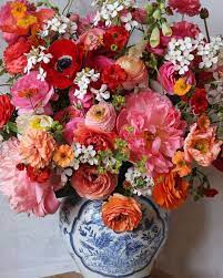 The Essence Of Frenchness Photos Beautiful Flower Arrangements Flowers Beautiful Flowers