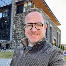 Evan Hales's Instagram, Twitter & Facebook