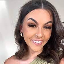 Anna Evangelou's Instagram, Twitter & Facebook