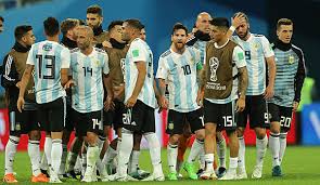 Seit der jahrtausendwende befasst sich markus mit dem nationalen und internationalen sportgeschehen und. Argentinien Und Lionel Messi Stehen Im Achtelfinale Der Wm 2018 Gut Sind Sie Trotzdem Nicht