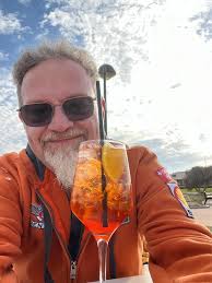 Vor dem Schrottplatz gerettet: VW Corrado Magnum Sport Kombi.