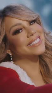 Marcus Rashford and Mariah Carey try to get Jofra Archer into the festive  spirit 🎅🏻