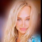 Shawna Mock's Instagram, Twitter & Facebook