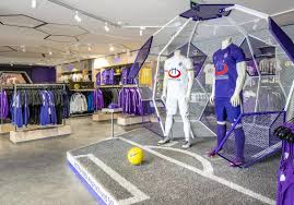 Läs recensioner av resenärer som du och se professionella bilder på austria art restauranger i närheten av austria art shop: Umdasch Trendsetter In Shopfitting