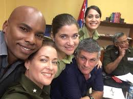 Del 1 al 10 ✓ ¿ Qué Opinas del elenco de Tras La Huella ? 📺 Deja tu  Opinión 👇🏻 #CUBA 🇨🇺