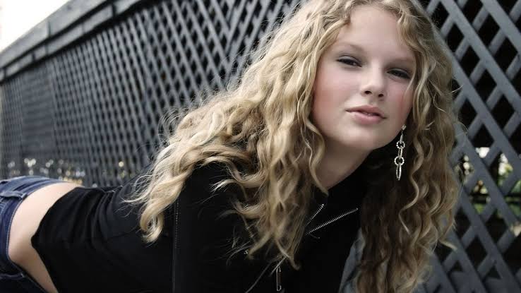Image result for taylor swift 2004"