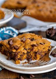 Vanilla extract, vegetable oil, white chocolate chips, baking powder and 2 more. Pumpkin Cake With Chocolate Chips Mom On Timeout