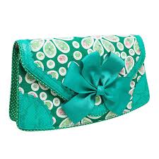 Floral patterns are available in a huge assortment with tiny to huge flowers, casual to formal, realistic to abstract and colorful to monochrome colors. Petal Fever Clutch Green Fabric Clutch Bag Featuring A Floral Design Pair With The Matching Petal Fever Shoe Bags Clutch Bag Irregular Choice