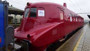 Motorový vůz z roku 1936, který zajišťoval rychlé spojení prahy a bratislavy, se po letech chátrání před tatrováckým. Slovenska Strela Vyjela V Prerove Znovu Na Trat Historicky Vuz Prochazi Kompletni Rekonstrukci Irozhlas Spolehlive Zpravy
