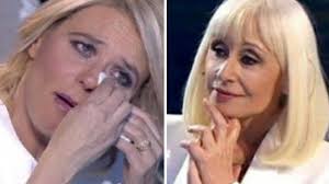 È andata in un mondo migliore, dove la sua umanità, la sua inconfondibile risata e il suo straordinario talento risplenderanno per sempre». Pmytuqd5i Ipjm