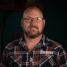 Roger Froling's Instagram, Twitter & Facebook