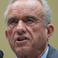 Evel Knievel Had An 8-Liter Aston Martin Lagonda And A Coffin Trailer