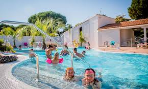 Camping Ile De Re Avec Piscine Piscine Couverte Et Chauffee Ile De Re