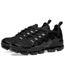 Nike Air Vapormax Plus Black Dark Grey End Just believe in yourself keep up with nike's hottest new kicks🔥 and tag us to get featured. nike air vapormax plus