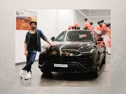 It's every bit as extreme as you'd expect a lambo to be, yet it is as practical as you'd want a luxury suv to be. H5a4dk5 Muhydm