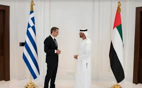 قلد بانوس كامينوس، وزير الدفاع الوطني اليوناني، الخميس، نيابة عن رئيس الجمهورية اليونانية، سلطان محمد ماجد آل علي سفير دولة الإمارات العربية المتحدة لدى أثينا، وسام نجمة التقدير والشرف. Ù…Ø­Ù…Ø¯ Ø¨Ù† Ø²Ø§ÙŠØ¯ ÙˆØ±Ø¦ÙŠØ³ Ø§Ù„ÙˆØ²Ø±Ø§Ø¡ Ø§Ù„ÙŠÙˆÙ†Ø§Ù†ÙŠ ÙŠØ¹Ù„Ù†Ø§Ù† Ø¥Ù‚Ø§Ù…Ø© Ø´Ø±Ø§ÙƒØ© Ø¥Ø³ØªØ±Ø§ØªÙŠØ¬ÙŠØ© Ø¨ÙŠÙ† Ø§Ù„Ø¨Ù„Ø¯ÙŠÙ†
