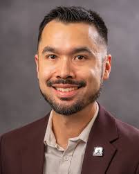 UME wildlife specialist Luke Macaulay discusses the pros and cons of using  dogs to patrol for wildlife pests. Read the full story in the  @delmarvafarmer at  https://americanfarm.com/articles/delmarvafarmer/farm-dogs-wear-gps-collars-while-on-patrol  ...