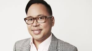 Gay Filipino comedian Nico Santos in “Crazy Rich Asians.” WATCH!