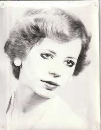 Looking for someone to convert photo into engravable format