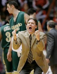 Gonzaga extends home win streak