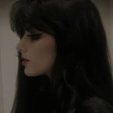 Stream Ariana Grande