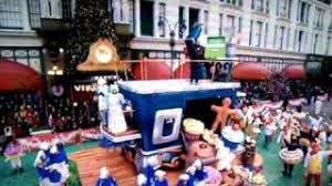 But damn rita ora, at least lip sync in sync. Oops Scotty Mccreery S Bad Lip Sync On Macy S Day Parade 2011 Things That Ruin Thanksgiving Youtube