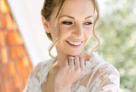 Beauty Salons With Prices in Northridge, CA