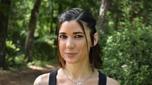 Colette Bancroft's Instagram, Twitter & Facebook