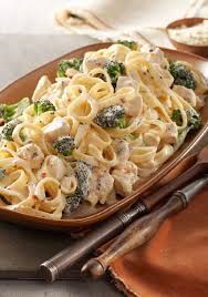 Pasta Alfredo Con Pollo Y Brocoli Receta Comida Pasta Alfredo Con Pollo Recetas De Comida